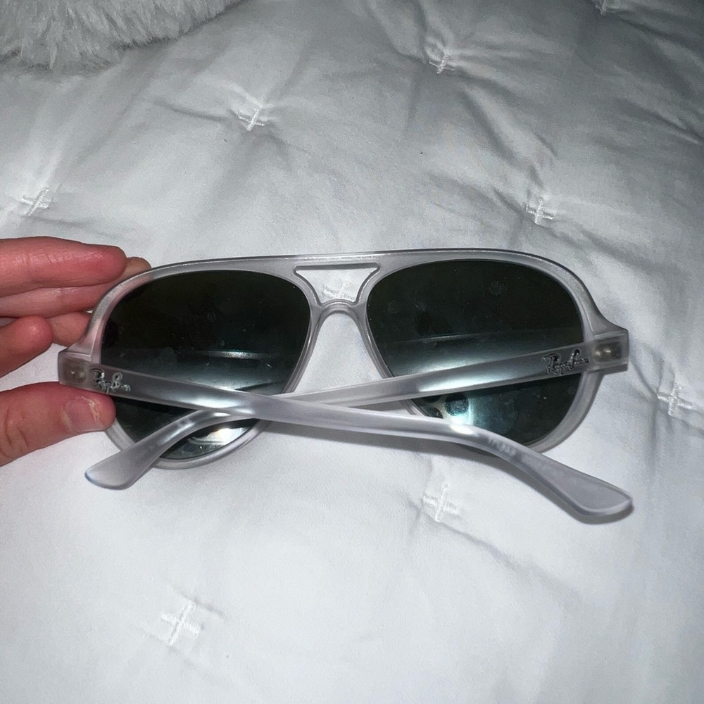 Blue lightweight Ray-Bands - Picture 2 of 3